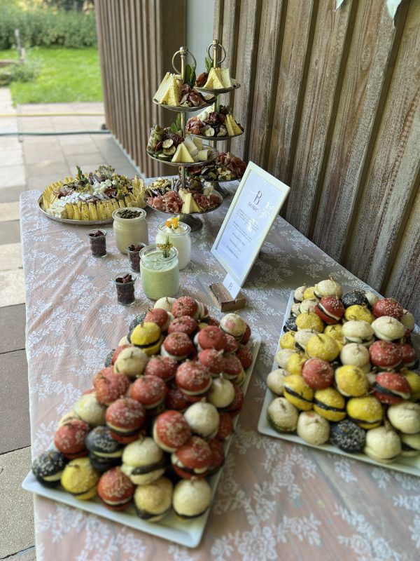 zauberhaftes Catering und Fingerfood für dein Meeting in Stuttgart